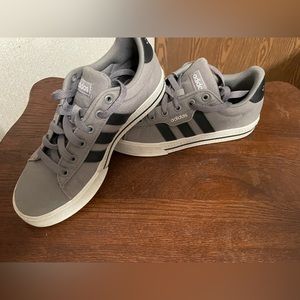 Boys/Young men’s size 4 adidas. Worn only a few times.